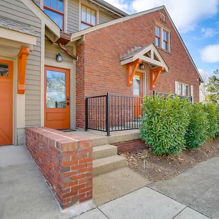 1 Mi To Centennial Park, Couple's West End Retreat *