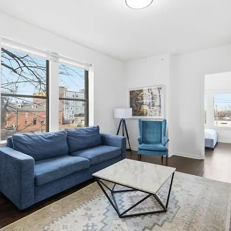 Apartment Cozy 3br Near Vanderbilt & Downtown| Parking Nashville