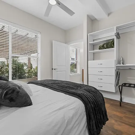 Apartment Modern 1br Walk To Gulch And Broadway