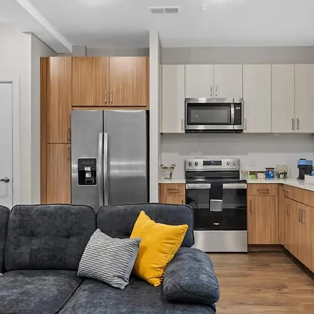 Modern 1br Walk To Gulch And Broadway Apartment *
