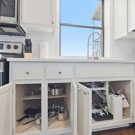 Apartment Cozy 3br Near Vanderbilt & Downtown| Parking