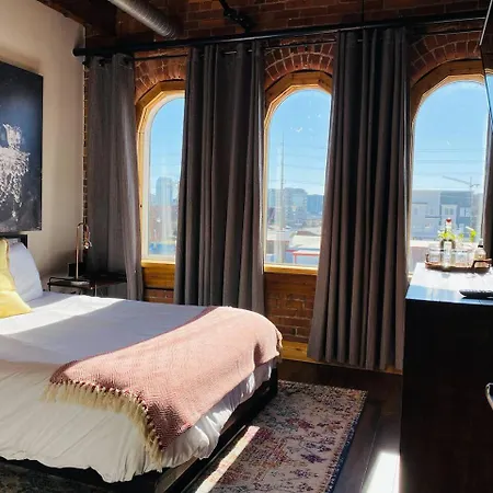 Rustic Loft W/ Speakeasy & Pool | Near Broadway *