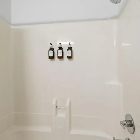 Comfortable 3br |minutes To Broadway| Parking * Nashville