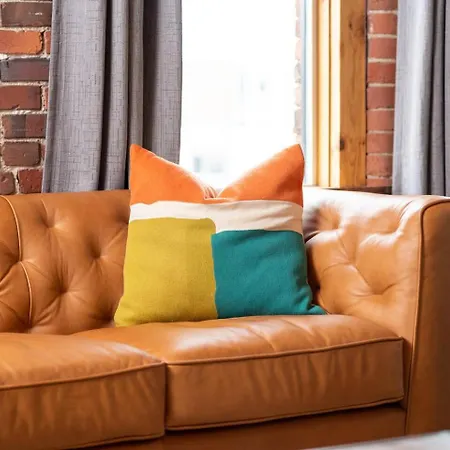 Apartment Rustic Loft W/ Speakeasy & Pool | Near Broadway