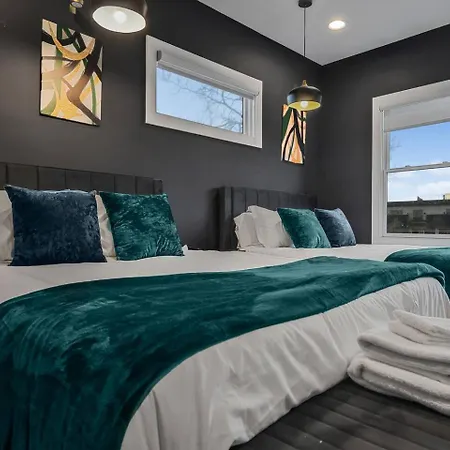 Apartment Modern Luxe Townhome With Rooftop Cinema Nashville
