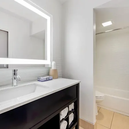 The Capitol Downtown, An Ascend Collection Hotel 4*