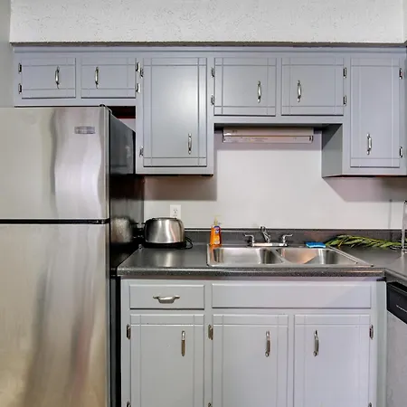 1 Mi To Dtwn: Pet-friendly In Nashville
