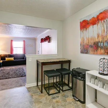1 Mi To Dtwn: Pet-friendly In Apartment Nashville