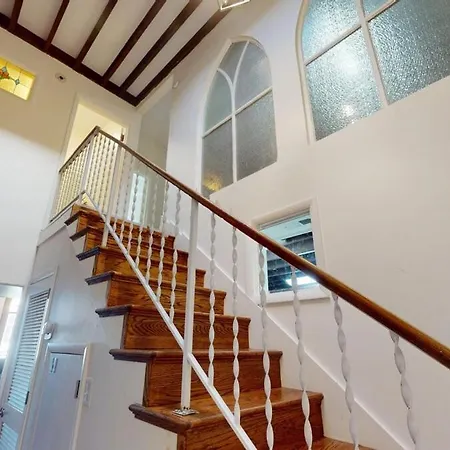 The Lofts At 107 3*