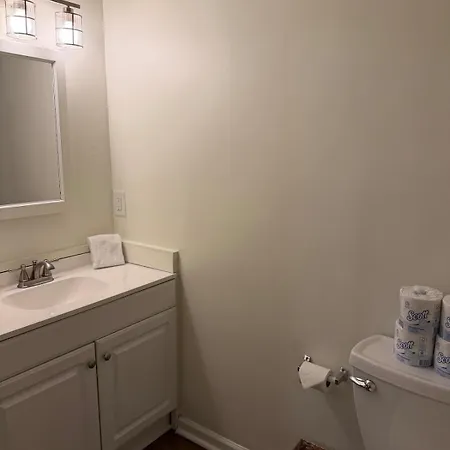 The Lofts At 107