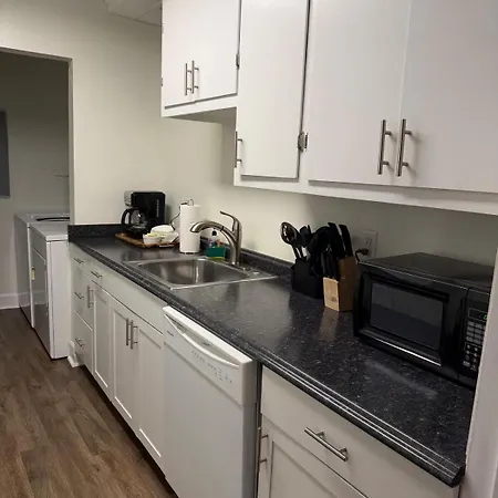 The Lofts At 107