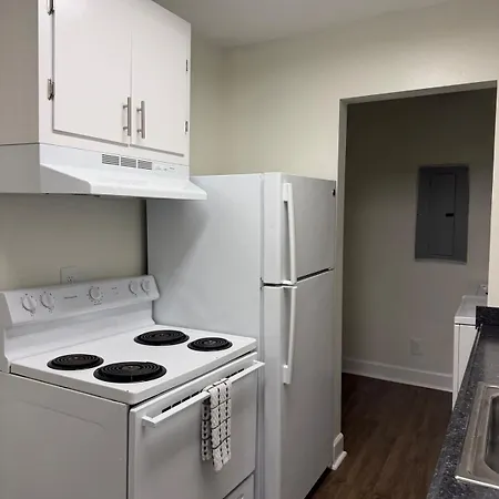 The Lofts At 107 Aparthotel 3*