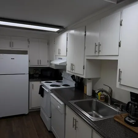 The Lofts At 107