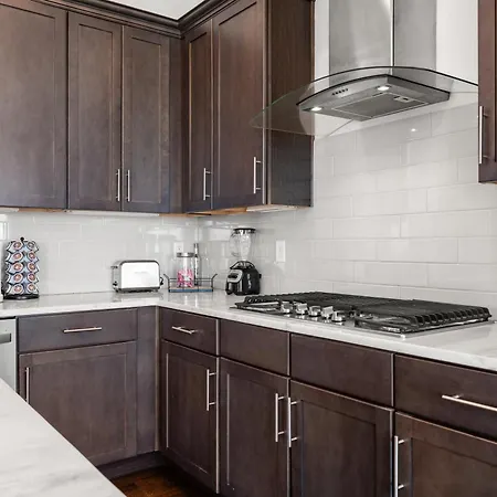 8min To Downtown With Rooftop Golf Grill And Firepit Holiday home Nashville