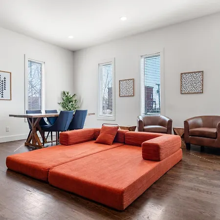 8min To Downtown With Rooftop Golf Grill And Firepit Holiday home