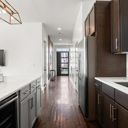 8min To Downtown With Rooftop Golf Grill And Firepit Holiday home Nashville