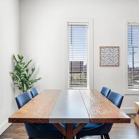 8min To Downtown With Rooftop Golf Grill And Firepit *