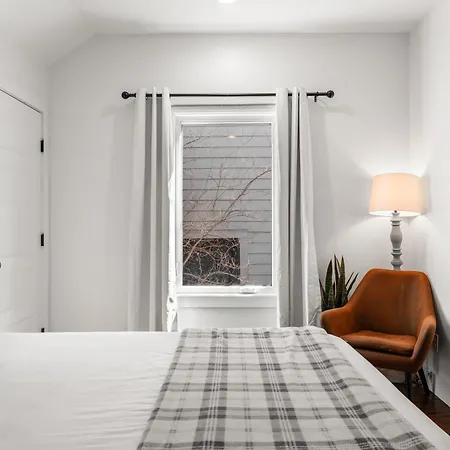 8min To Downtown With Rooftop Golf Grill And Firepit Holiday home *