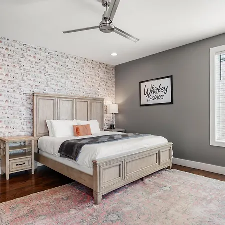 Downtown Views With Rooftop Golf Grill And Firepit Only 8min To Broadway