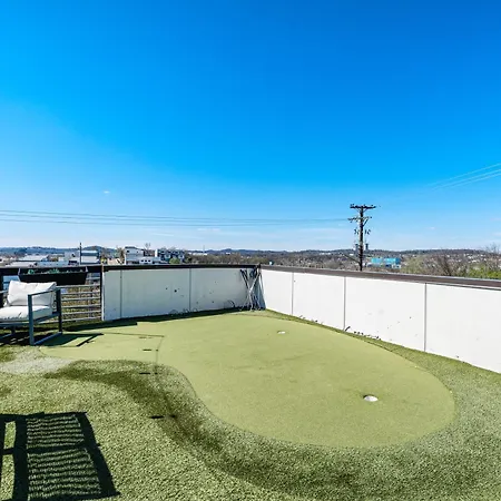 Rooftop Golf Grill And Firepit With Downtown Views Only 8min To Broadway * Nashville