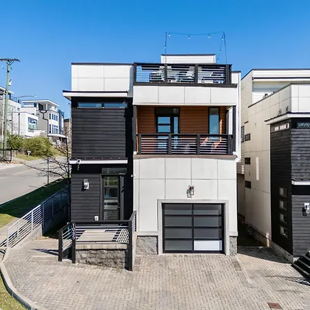 Rooftop Golf Grill And Firepit With Downtown Views Only 8min To Broadway Holiday home