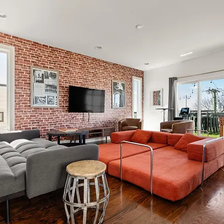 Downtown Views With Rooftop Golf Grill And Firepit Only 8min To Broadway * Nashville