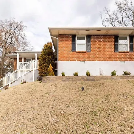 Cozy Retreat 10 Min To Broadway Nashville