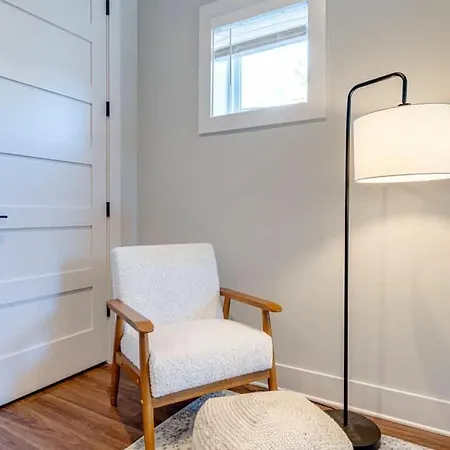Mesmerize Melrose - 5 Mins To Broadway - Rooftop Deck *