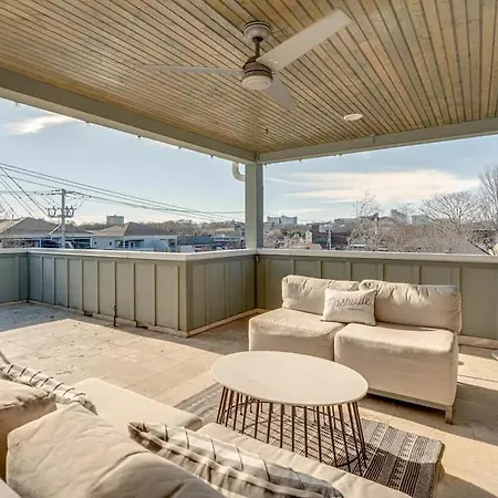 Cultured Coach - Music Row - Mins To Downtown * Nashville