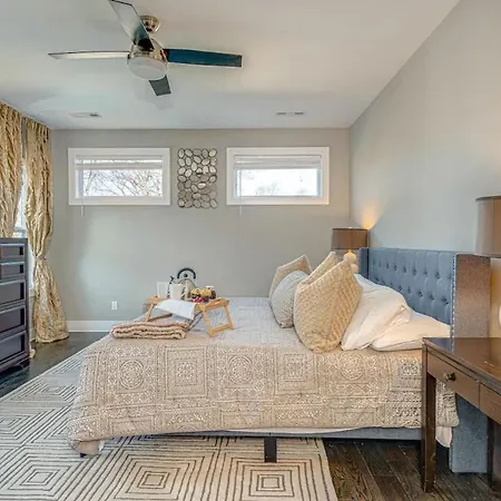 Cultured Coach - Music Row - Mins To Downtown * Nashville