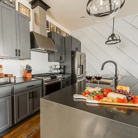 Luxe-broadway Getaway-heart Of Gulch-mins To Broadway Nashville