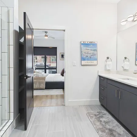 Venus - Odyssey - Heart Of Midtown Holiday home