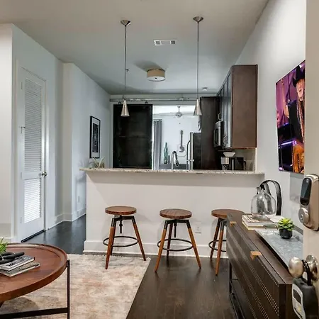 Lofts At 30th - Urban - 6 Mins To Broadway Holiday home