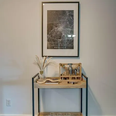 Lofts At 30th - Urban - 6 Mins To Broadway Holiday home Nashville