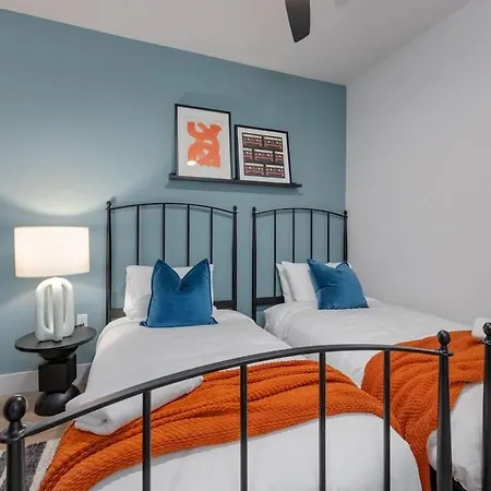 Modern Muse-odyssey-full Gym-heart Of Midtown Nashville