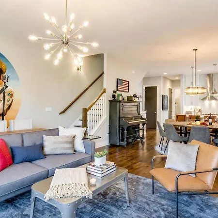 New Nashvegas Downtown Rooftop Views 13beds Nashville