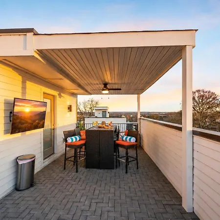 Holiday home New Nashvegas Downtown Rooftop Views 13beds Nashville