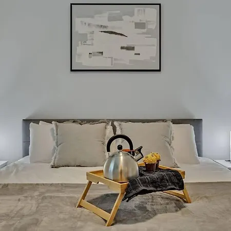 Holiday home Melrose Mezzo - 5 Mins To Broadway - Rooftop *