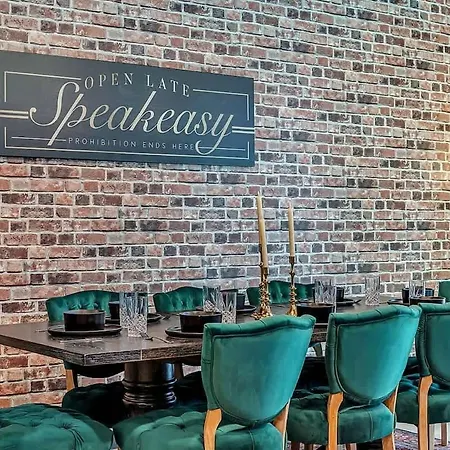 Hyve - Prohibition Parlor - Walk To Broadway Holiday home *