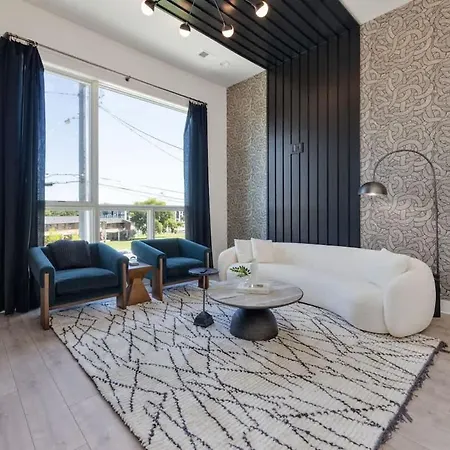 Luxe-elevate-modern Luxury-stunning Views Nashville