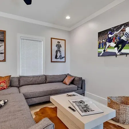 Bass - Private Rooftop - 8 Mins To Broadway Nashville