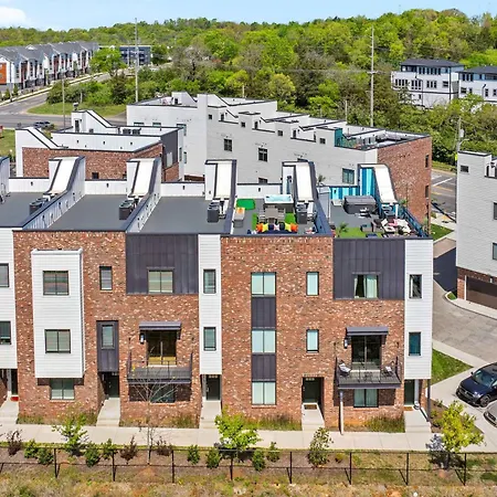 Holiday home Sounds Like Fun Stunning Views 5 Miles To Dt Nashville