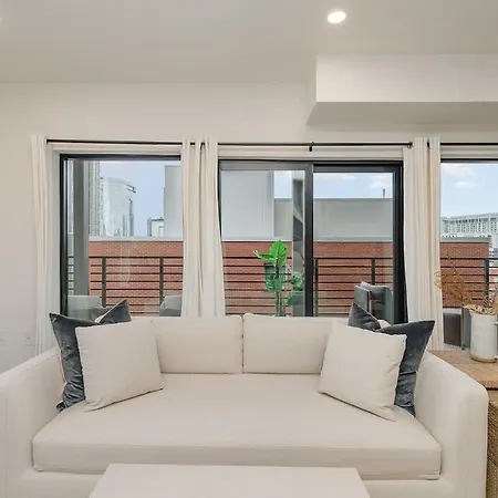 Holiday home Hyve - Tropical Penthouse - Pool & Gym Nashville