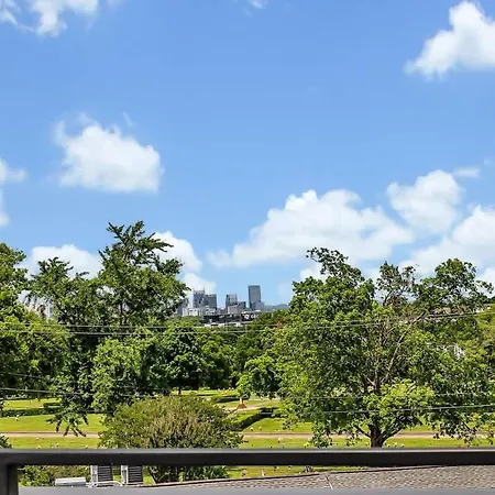 Holiday home Resonant - 2 Townhomes - 2 Private Rooftop Decks