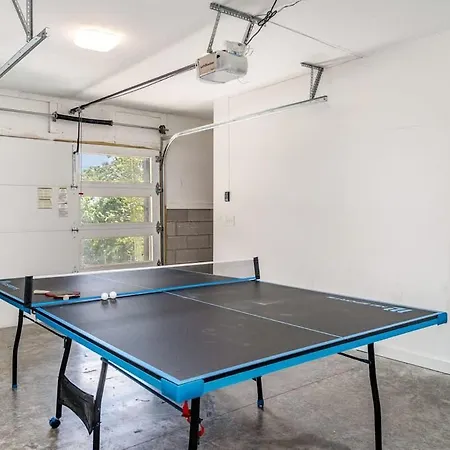 Double Time - Ping-pong Table - Mins To Germantown Holiday home Nashville