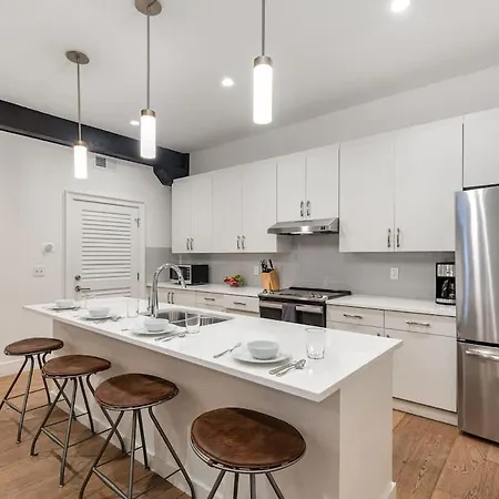 The Saddlery - Spotlight - 2 Min Walk To Broadway Holiday home