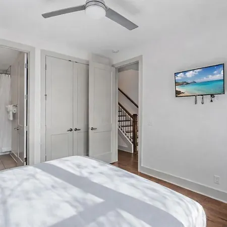 Stunning Private Rooftop Sunset Views Holiday home Nashville