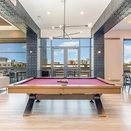 Holiday home Harmony Outpost-pool & Gym-4 Mins To Broadway Nashville