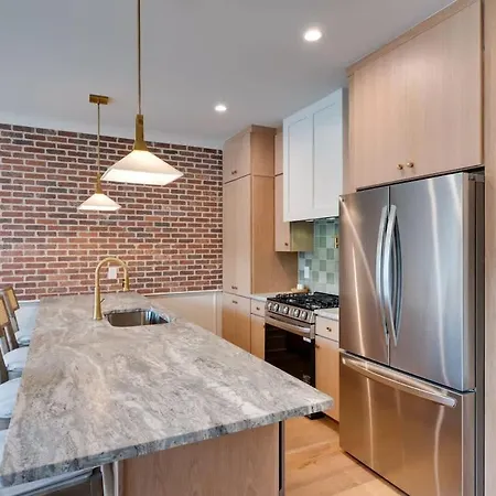 Eclipse - Ultra High End Finishes - Rooftop Patio *