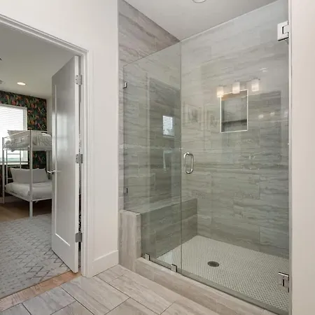Holiday home Riff & Rest - 2 Stylish Homes - Mins To Germantown *